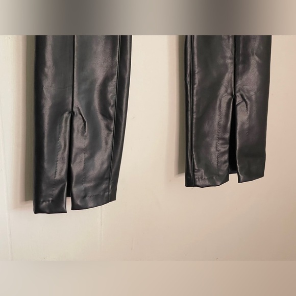 Abercrombie & Fitch The Skinny Ultra High Rise Black Vegan Leather Pants 8/29L - Picture 12 of 14